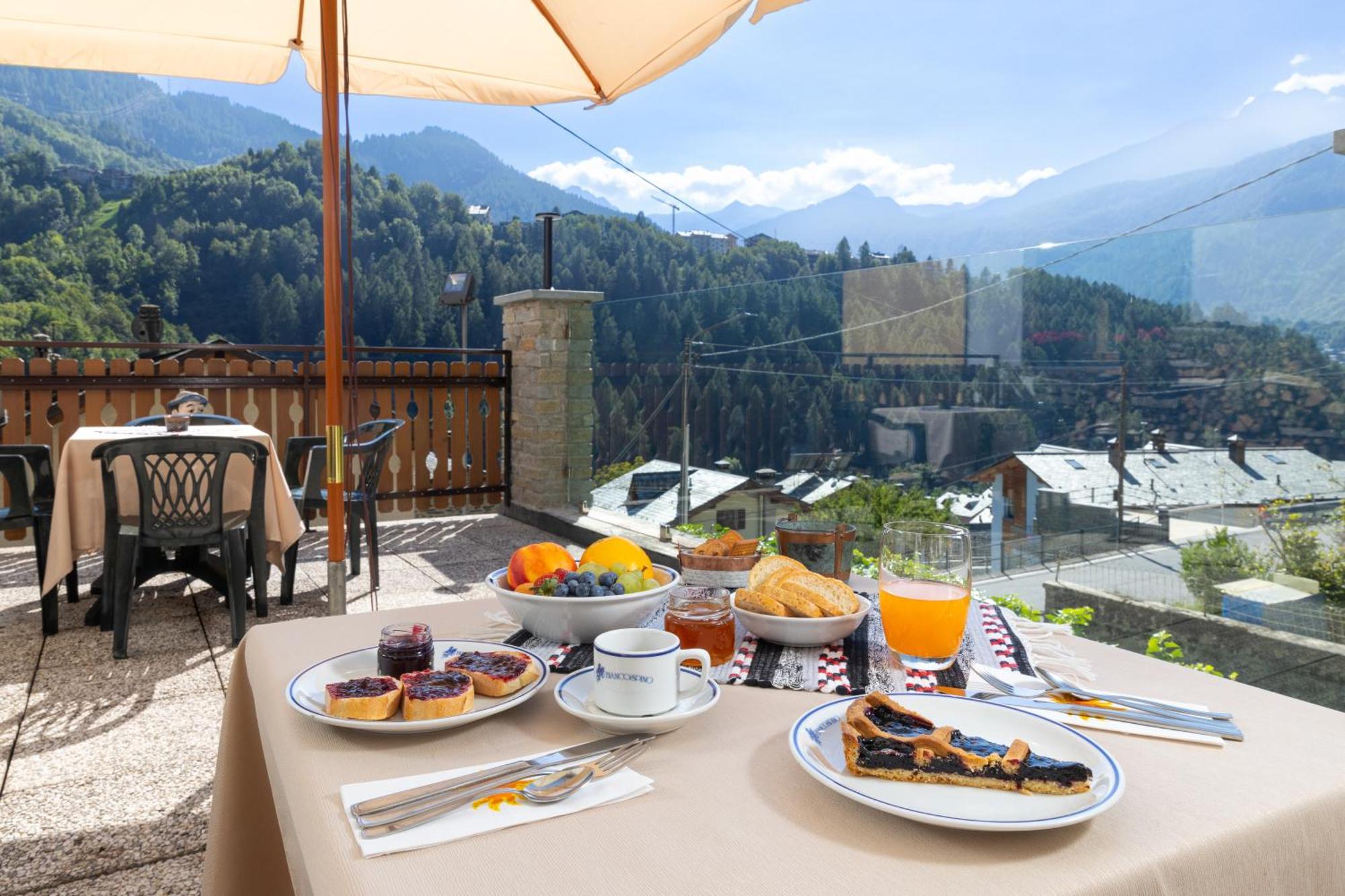 Hotel Biancospino Lanzada Εξωτερικό φωτογραφία